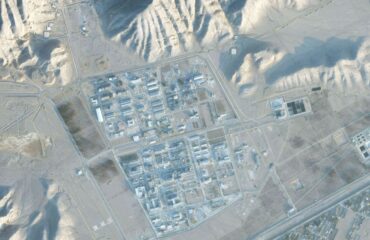 Με εκσκαφείς, διάδρομο προσγείωσης και μεταγωγικά αεροσκάφη: Έτσι θα πάρουν οι ΗΠΑ 500 κιλά ουρανίου από το Ιράν