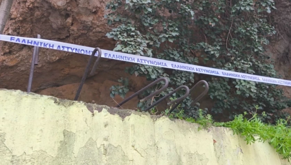 Τραγωδία στη Βέροια: «Έσβησε» ο 7χρονος που είχε πέσει από ύψος την ώρα που έπαιζε με άλλα παιδιά