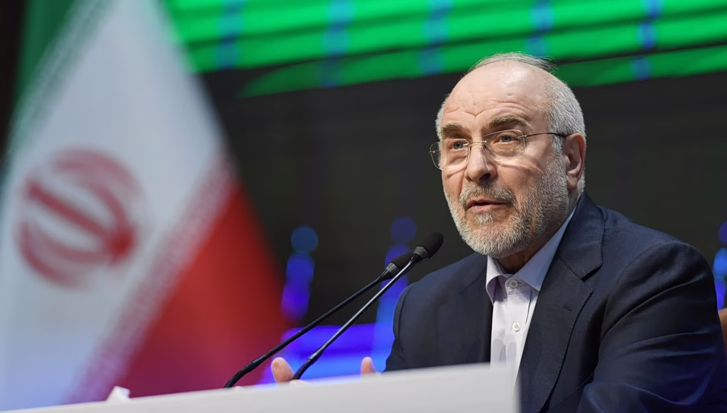 Πρόεδρος ιρανικού κοινοβουλίου σε ΗΠΑ: «7 εκατομμύρια Ιρανοί πρόθυμοι να πάρουν τα όπλα»