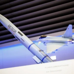 Γαλλία και Βρετανία ξεκινούν μελέτη για τον διάδοχο του πυραύλου Meteor