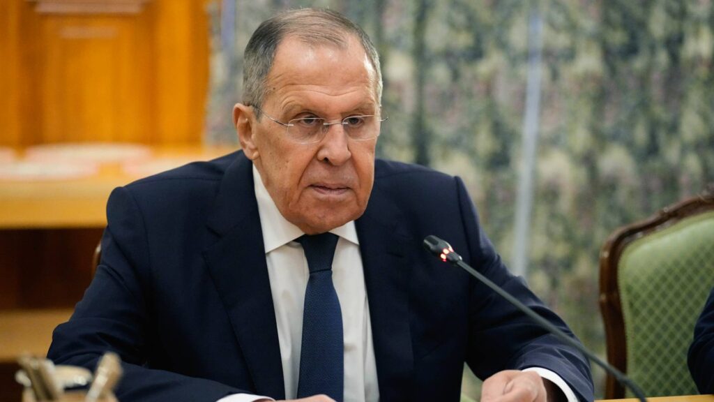 Σ.Λαβρόφ – Α.Αραγτσί: Είχαν τηλεφωνική συνομιλία για τις εξελίξεις του πολέμου στη Μέση Ανατολή