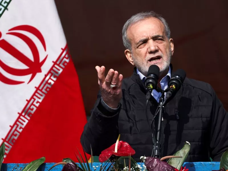 Μ.Πεζεσκιάν: «Έγκλημα κατά της ανθρωπότητας τα χτυπήματα κατά του Ιράν»