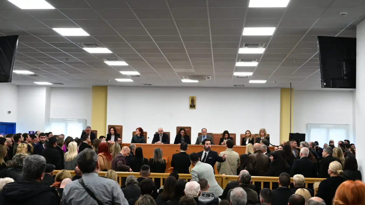 Διακόπτεται η δίκη για τα Τέμπη: Δηλώνει αποχή η πρόεδρος του δικαστηρίου!