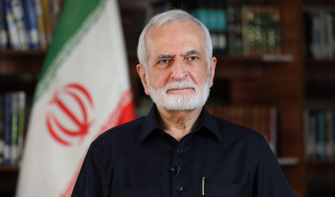 Ιράν: Τραυματίστηκε σοβαρά ο πρώην ΥΠΕΞ Καμάλ Χαραζί από αεροπορική επιδρομή στην Τεχεράνη – Νεκρή η σύζυγός του