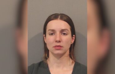 Φρίκη στις ΗΠΑ: 30χρονη σκότωσε τον πατέρα των παιδιών της και τα πεθερικά της με 20 σφαίρες (φώτο)