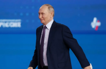 Β.Πούτιν: «Είμαστε έτοιμοι να κάνουμε ό,τι είναι αναγκαίο για την αποκατάσταση της ειρήνης στη Μέση Ανατολή»