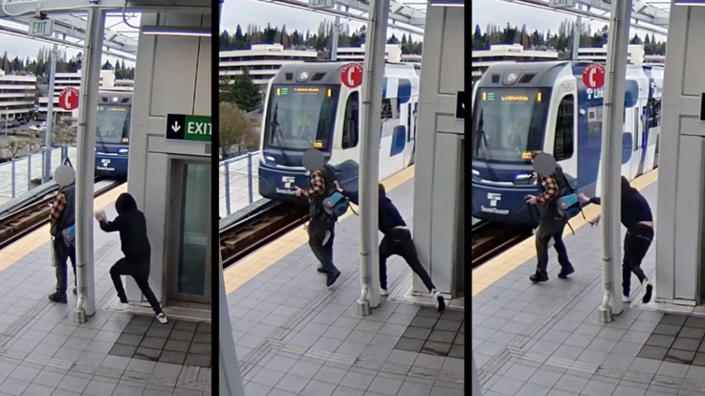 Βίντεο: Η στιγμή που σχιζοφρενής πλησιάζει άνδρα και να επιχειρεί τον σπρώξει σε διερχόμενο συρμό στο Σιάτλ