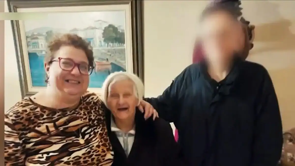Ραγδαίες εξελίξεις με το θάνατο μητέρας και κόρης στου Ζωγράφου: Βρέθηκε τροφή στο στομάχι της 90χρονης!