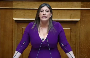 Ζ.Κωνσταντοπούλου: Αυτεπάγγελτη δικογραφία σε βάρος της για τη βιντεοσκόπηση αστυνομικών στη δίκη για τα Τέμπη