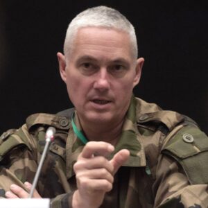 Γάλλος Στρατηγός σε Λευκό Οίκο: «Κόψτε την κοκαΐνη» – Σάλος με το σχέδιο για διάδρομο απογείωσης μέσα στο Ιράν!