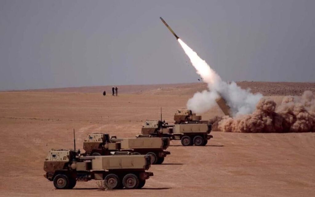 Το αμερικανικό πυροβολικό εξαπέλυσε επίθεση κατά στόχων στο Ιράν με πυραύλους PrSM και ATACMS