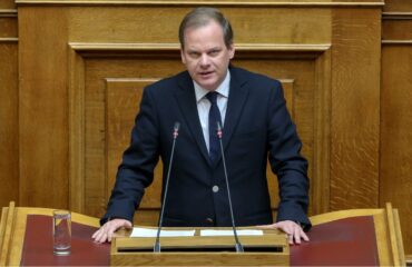 Κ.Α.Καραμανλής, τέλος! – Καίριο χτύπημα στον Κ.Μητσοτάκη που τον είχε καλύψει στα Τέμπη