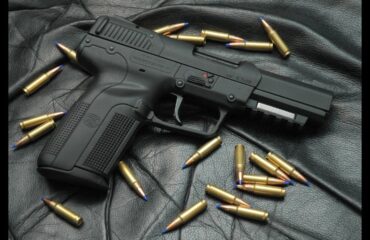 «Σικάγο» έχει γίνει η Αθήνα: Πυροβολισμοί δίπλα σε παιδιά στο Περιστέρι