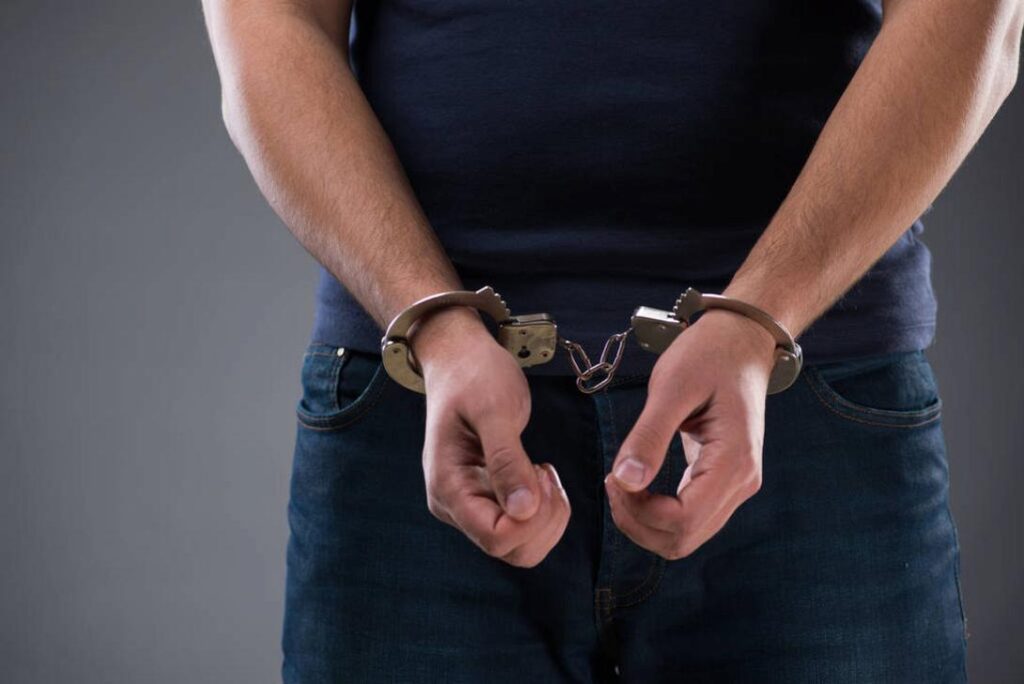 Βούλα: Συνελήφθησαν δύο οδηγοί οχημάτων που έκαναν κόντρα στη Λεωφ.Κων/νου Καραμανλή