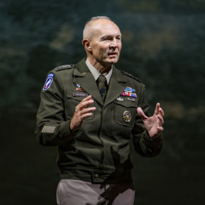 Ρ.Τζορτζ: «Ένας τρελός οδηγεί πλέον τον αμερικανικό Στρατό προς την ολοκληρωτική καταστροφή»