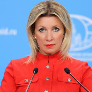 Μ.Ζαχάροβα: «Ο Β.Ζελένσκι είναι μαριονέτα της Δύσης»