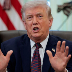 Ν.Τραμπ: «Πολλοί στρατιωτικοί ηγέτες του Ιράν σκοτώθηκαν σε πλήγμα στην Τεχεράνη» (βίντεο)