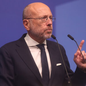 Ο Βαρτζόπουλος δήλωνε δεν θα ψηφίσει τον γάμο των ομοφυλοφίλων αλλά ψήφισε – Ο ΟΠΕΚΕΠΕ τον έβγαλε εκτός κυβέρνησης