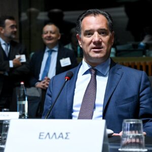 Άδωνις Γεωργιάδης εναντίον Κωστή Χατζηδάκη για τα ρουσφέτια