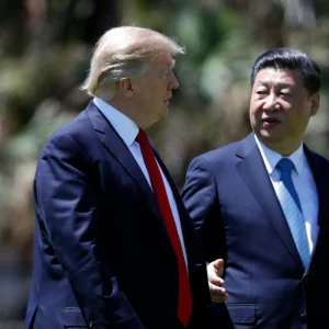 Παρέμβαση της Κίνας μετά τις απειλές Τραμπ κατά του Ιράν – Διαρκή τηλεφωνήματα με τη Ρωσία