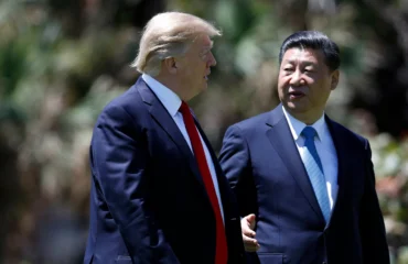 Παρέμβαση της Κίνας μετά τις απειλές Τραμπ κατά του Ιράν – Διαρκή τηλεφωνήματα με τη Ρωσία