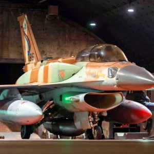 Ισραηλινά F-16 βομβάρδισαν το πανεπιστήμιο Σερίφ στην Τεχεράνη – Διακόπηκε η παροχή αερίου σε μέρος της πρωτεύουσας