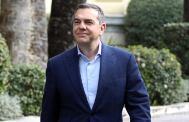 Α.Τσίπρας: «Το μόνο ασυμβίβαστο που πρέπει να θεσπιστεί είναι αυτό του πρωθυπουργού και του πολιτικού απατεώνα»