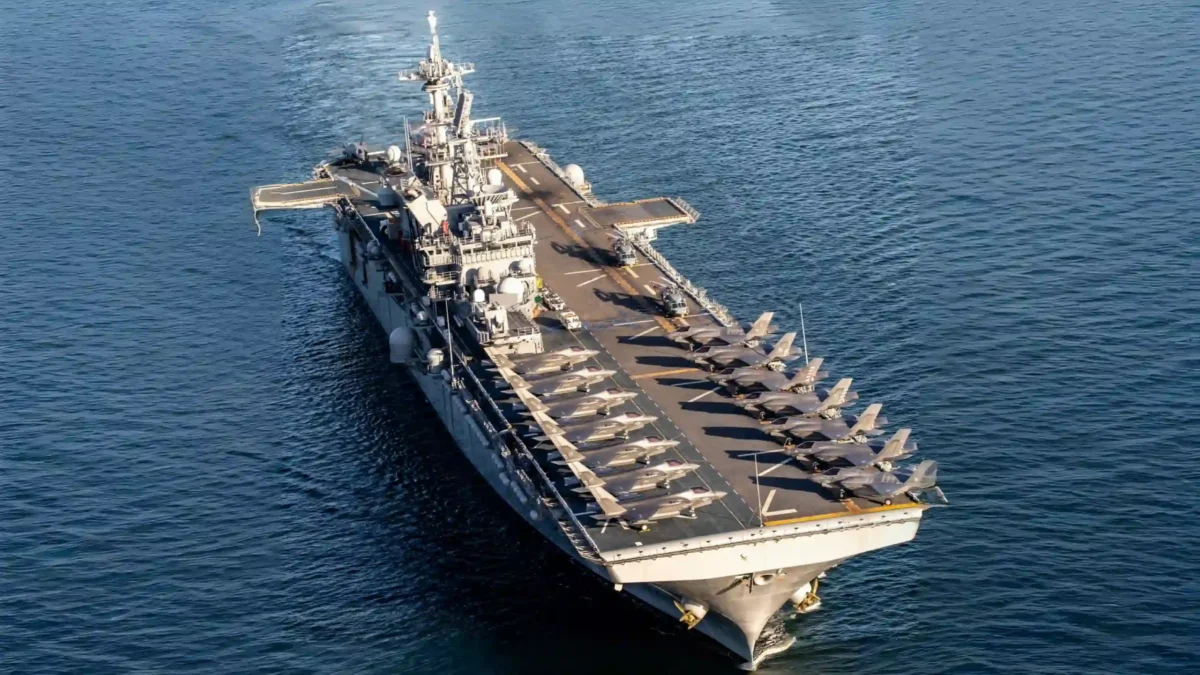 Ιράν: «Χτυπήσαμε το  αεροπλανοφόρο USS Tripoli»!