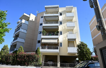 Μαρούσι – Γειτόνισσα 27χρονης: «Άκουσα φωνές και λίγο μετά η κοπέλα είχε πέσει στο μπαλκόνι μου»