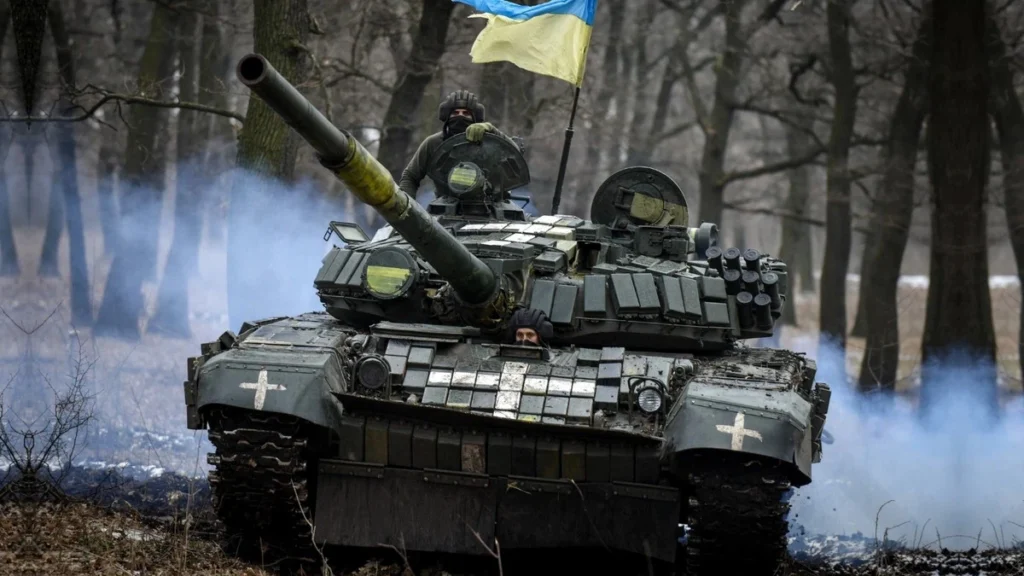 Ουκρανός δεν πρόλαβε να βγει από κατεστραμμένο άρμα μάχης T-64 & την πλήρωσε με τον χειρότερο τρόπο – Δείτε βίντεο