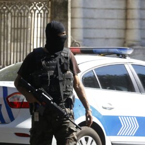 Κωνσταντινούπολη: Πυροβολισμοί έξω από το ισραηλινό προξενείο – Πληροφορίες για νεκρούς (βίντεο) (upd)