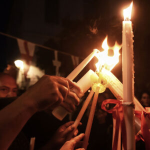 Γ.Λοβέρδος: «Κανονικά θα γίνει η μεταφορά του Αγίου Φωτός στην Ελλάδα – Είναι η “ψυχή” των Ελλήνων»