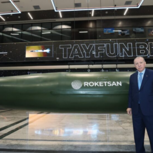 Ο Τ.Ερντογάν εγκαινίασε τις εγκαταστάσεις για την παραγωγή του υπερηχητικού πυραύλου Tayfun Block 4 (βίντεο)
