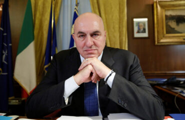 ΥΠΑΜ Ιταλίας: «Ο Ν.Τραμπ είναι ο ηγέτης μιας κυρίαρχης χώρας και κανείς δεν είναι σε θέση να τον επηρεάσει»