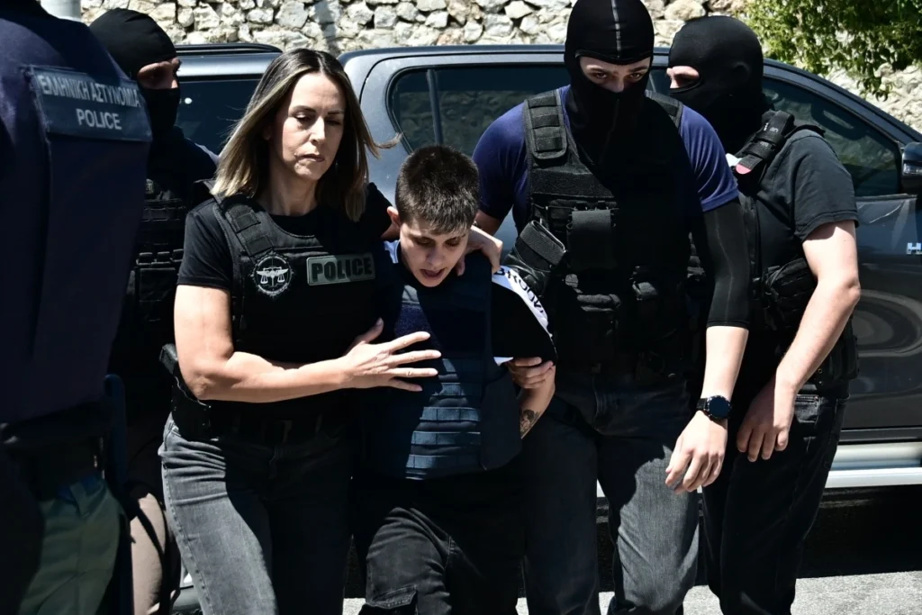 Στο Δικαστικό Μέγαρο Αμαλιάδας η Ε.Μουρτζούκου για να δώσει εξηγήσεις για τον θάνατο του Παναγιωτάκη