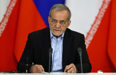 Μ.Πεζεσκιάν: «Πάνω από 14 εκατ. Ιρανοί είναι έτοιμοι να θυσιάσουν τη ζωή τους για την χώρα»