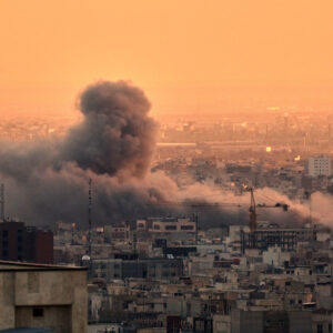 Ιράν: Ο υφ.Αθλητισμού κάλεσε τους πολίτες να σχηματίσουν «ανθρώπινες αλυσίδες» γύρω από σταθμούς ηλεκτροπαραγωγής