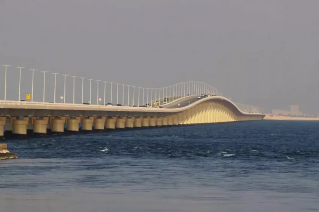 Reuters: «Το Ιράν προειδοποιεί τους γείτονές του – Θα διαλυθούν οι γέφυρες»