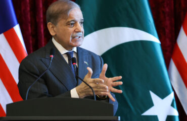 Πρωθυπουργός Πακιστάν: «H κατάπαυση του πυρός θα εφαρμοστεί και στο Λίβανο»