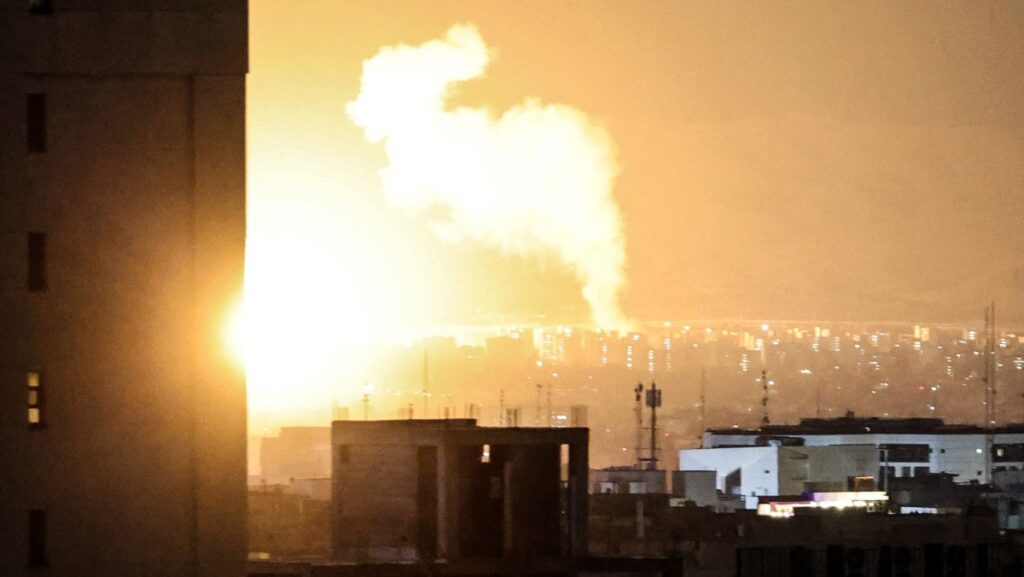 Πρόεδρος Βουλής του Ιράν: «Η εκεχειρία έχει παραβιαστεί,»