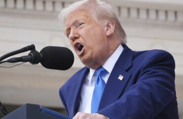 Δείτε την οργισμένη ανάρτηση Ν.Τραμπ για τα Στενά του Ορμούζ: «Το Ιράν να σταματήσει τώρα τα διόδια!»