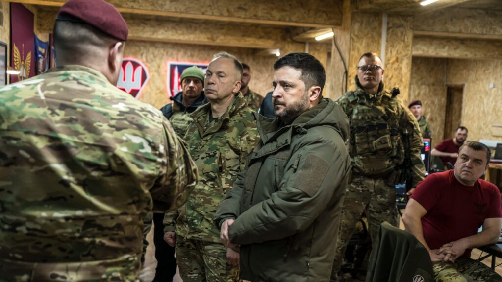 Δυσοίωνη εκτίμηση του Β.Ζελένσκι για τις δύο πόλεις-στόχους των Ρώσων: «Θα ζοριστούμε μέχρι τον Σεπτέμβριο»