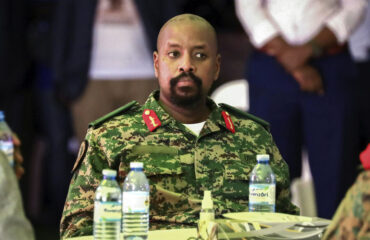 Η Ουγκάντα δηλώνει έτοιμη να στείλει έως και 100.000 στρατιώτες στο Ισραήλ για υποστήριξη στη σύγκρουση με το Ιράν