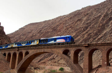 Ιράν: Σιδηροδρομική γέφυρα που είχε καταστραφεί από αμερικανο – ισραηλινά πλήγματα ανακατασκευάστηκε σε 72 ώρες!