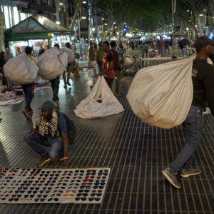Το 20% του πληθυσμού στην Ισπανία είναι παράνομοι μετανάστες!