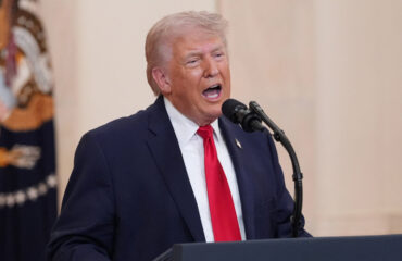 Ν.Τραμπ: «Η ηγεσία του Ιράν είναι νεκρή – Τα Στενά του Ορμούζ θα ανοίξουν σύντομα»