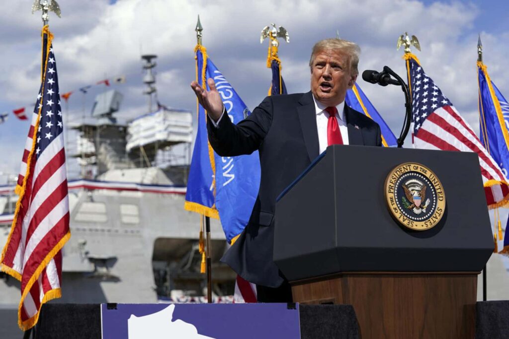 Ο Ντ.Τραμπ ανακοίνωσε το ναυτικό αποκλεισμό των Στενών του Ορμούζ – «Αν οι Ιρανοί μας επιτεθούν θα καταστραφούν»