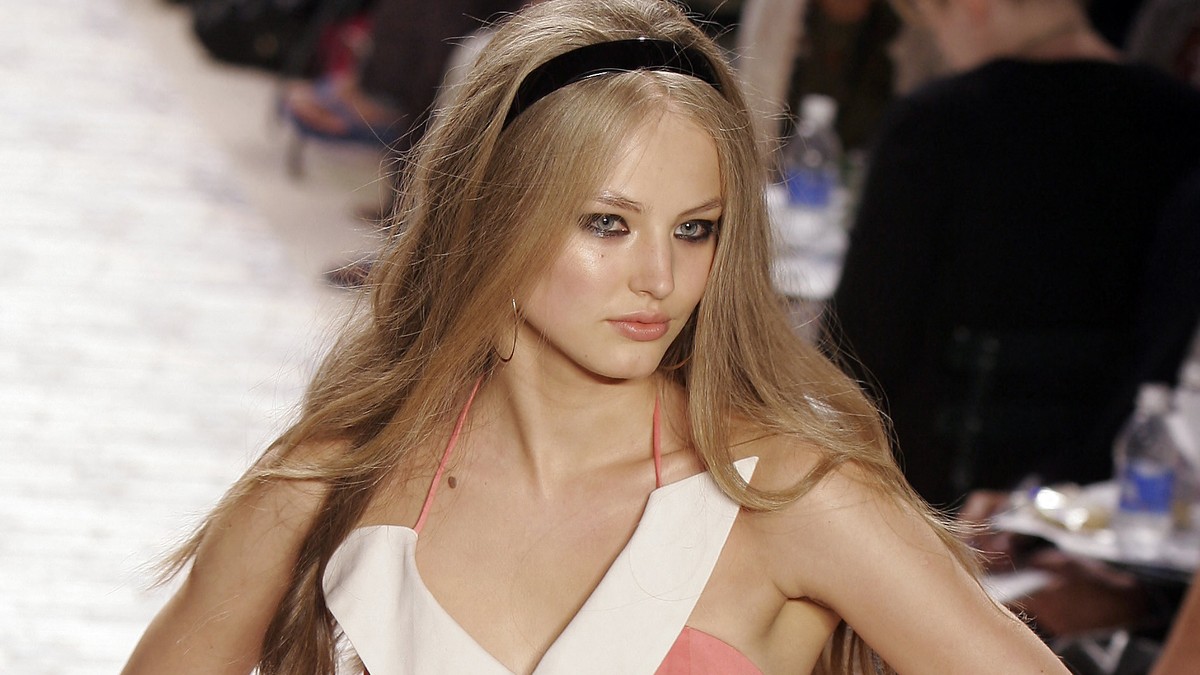 Ρ.Κορσούνοβα: Το εντυπωσιακό μοντέλο από τη Ρωσία που αυτοκτόνησε μετά την επίσκεψή της στο νησί του Τ.Επστάιν