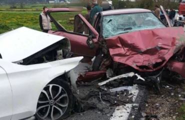 «Χαροπαλεύει» η μητέρα του 3χρονου αγοριού που σκοτώθηκε σε τροχαίο στην Καβάλα και ο 10χρονος αδερφός του (βίντεο)