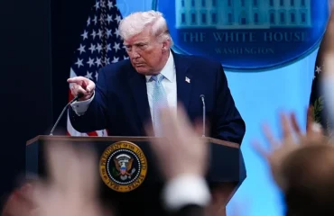 WSJ: Ο Ν.Τραμπ εξετάζει στοχευμένα στρατιωτικά πλήγματα στο Ιράν μετά την αποτυχία των διαπραγματεύσεων